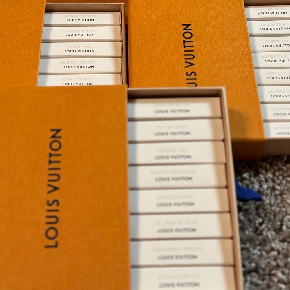 7 samples left! Louis Vuitton 2ml perfume samples